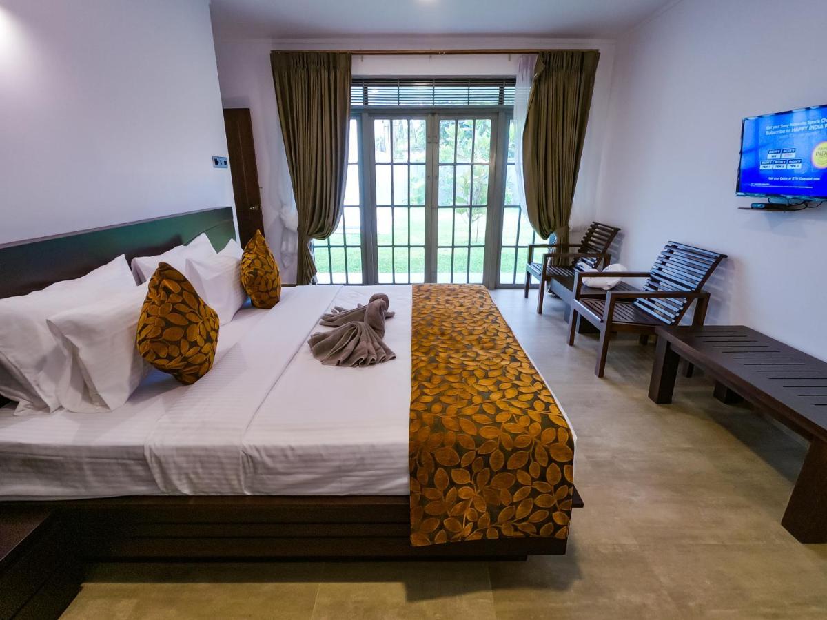 Bony'S Holiday Inn Negombo Ngoại thất bức ảnh