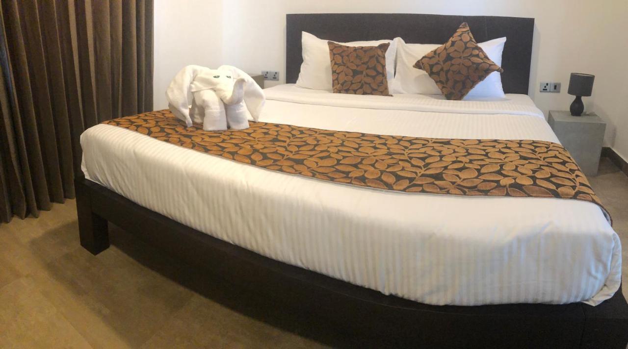 Bony'S Holiday Inn Negombo Ngoại thất bức ảnh